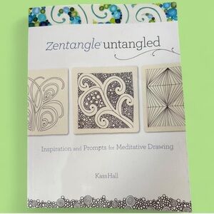 Zentangle Untangled — Decorative Art Book (White)